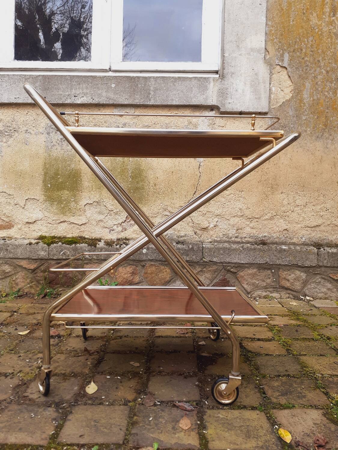 Rolling dessert trolley from the 1960s