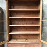 Library - Old patina showcase