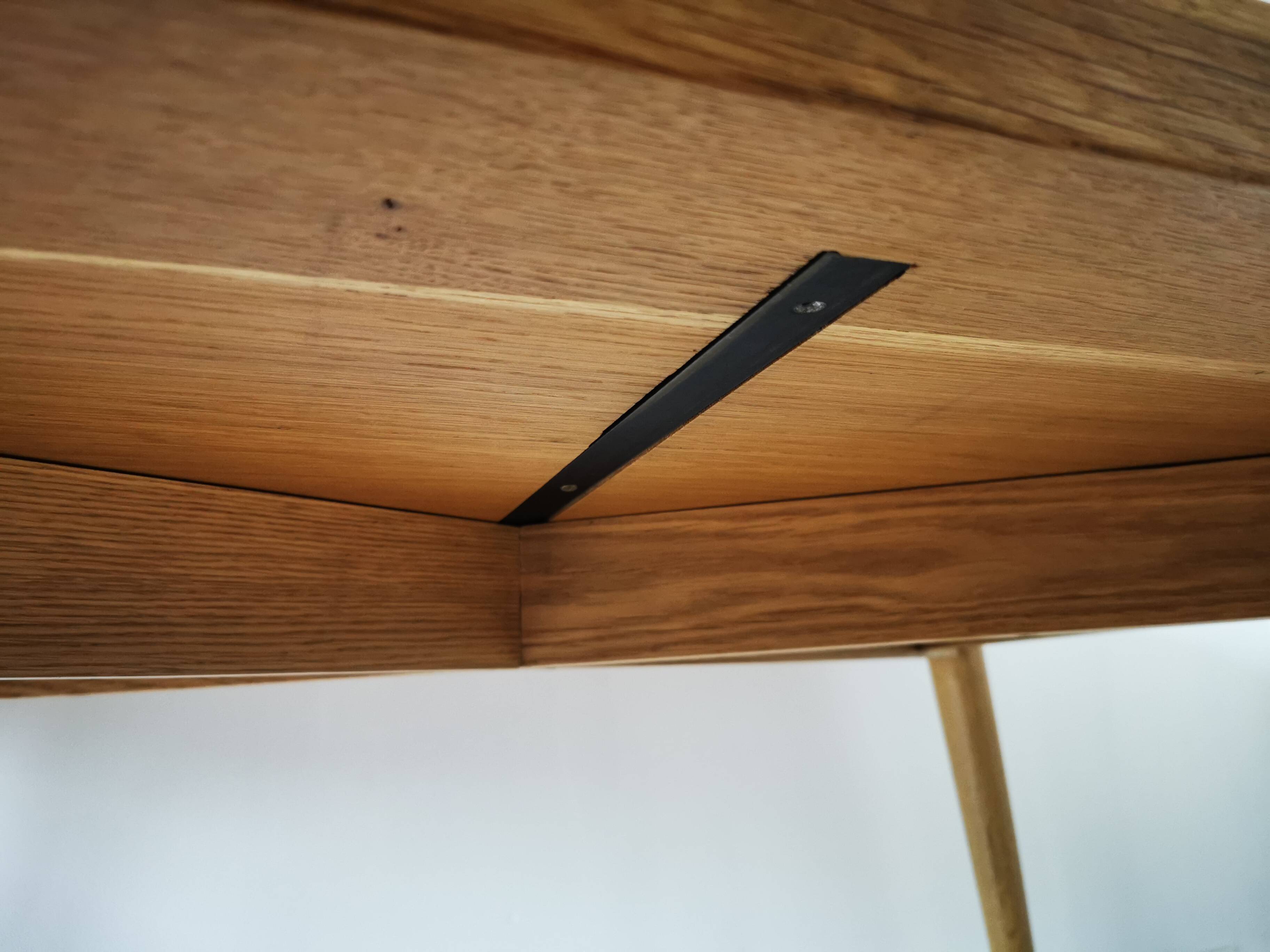 Numbered solid oak table designer