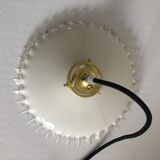 White opaline suspension