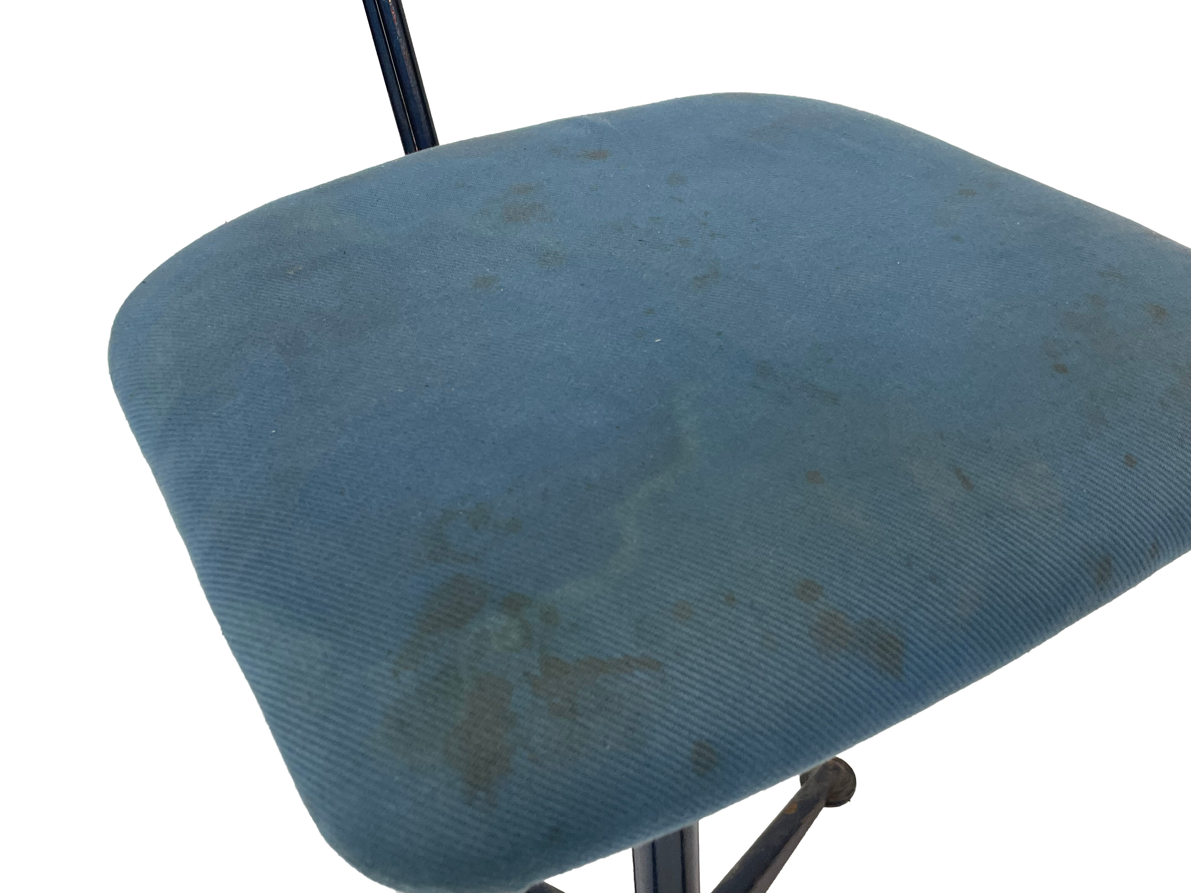 Friso Kramer work chair from Ahrend de Cirkel dutch design