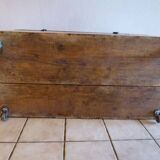 Curved trunk on wheels
