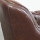 Fauteuil chesterfield anglais classique en cuir de vachette