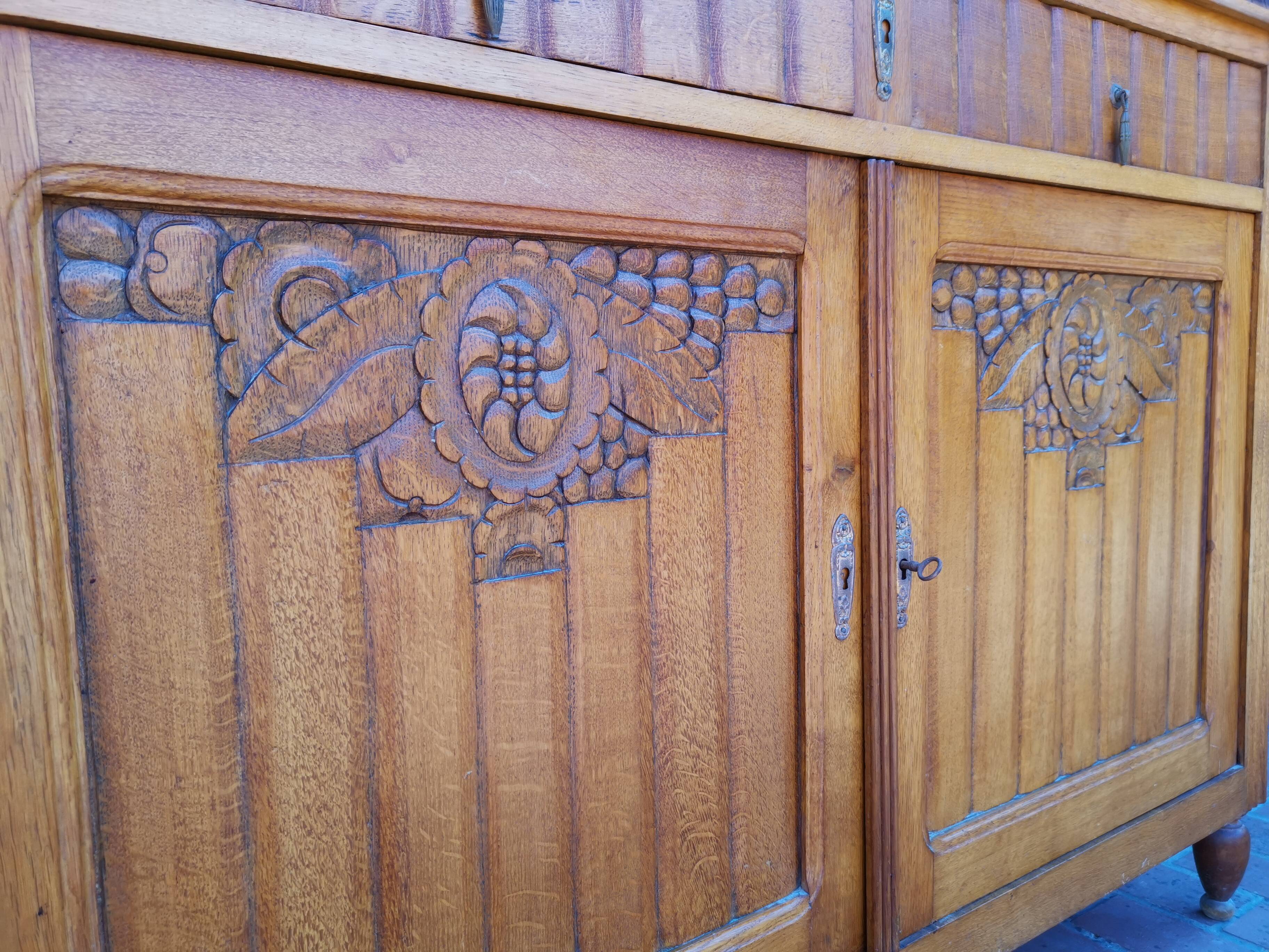 Buffet 2 body floral pattern 1929