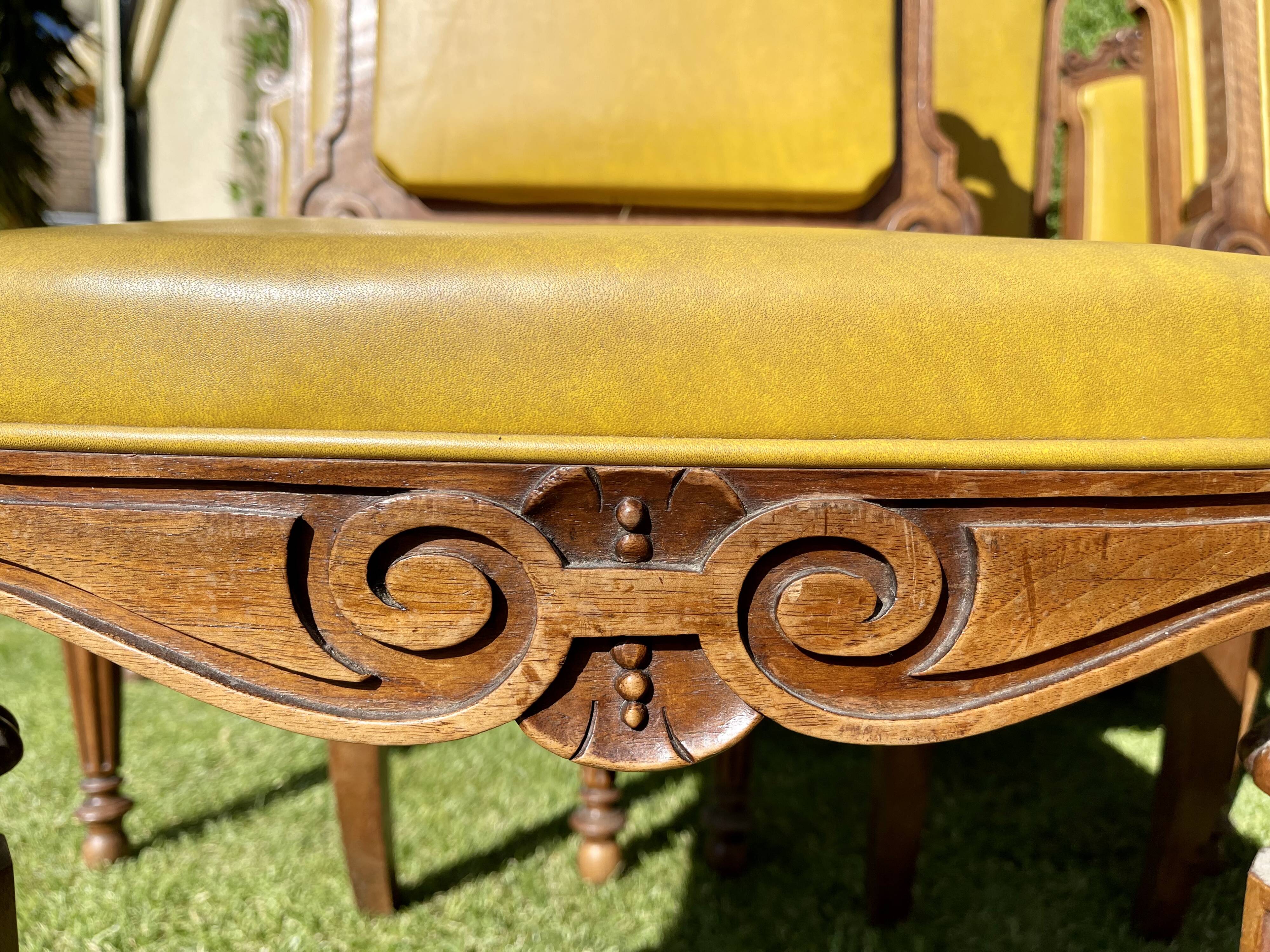 Suite 9 Walnut Chairs Napoleon III Era - XIXth