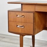 Bureau en teck de Kofod Larsen pour G Plan, modèle Mid-Century
