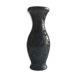 Vase en argile noire