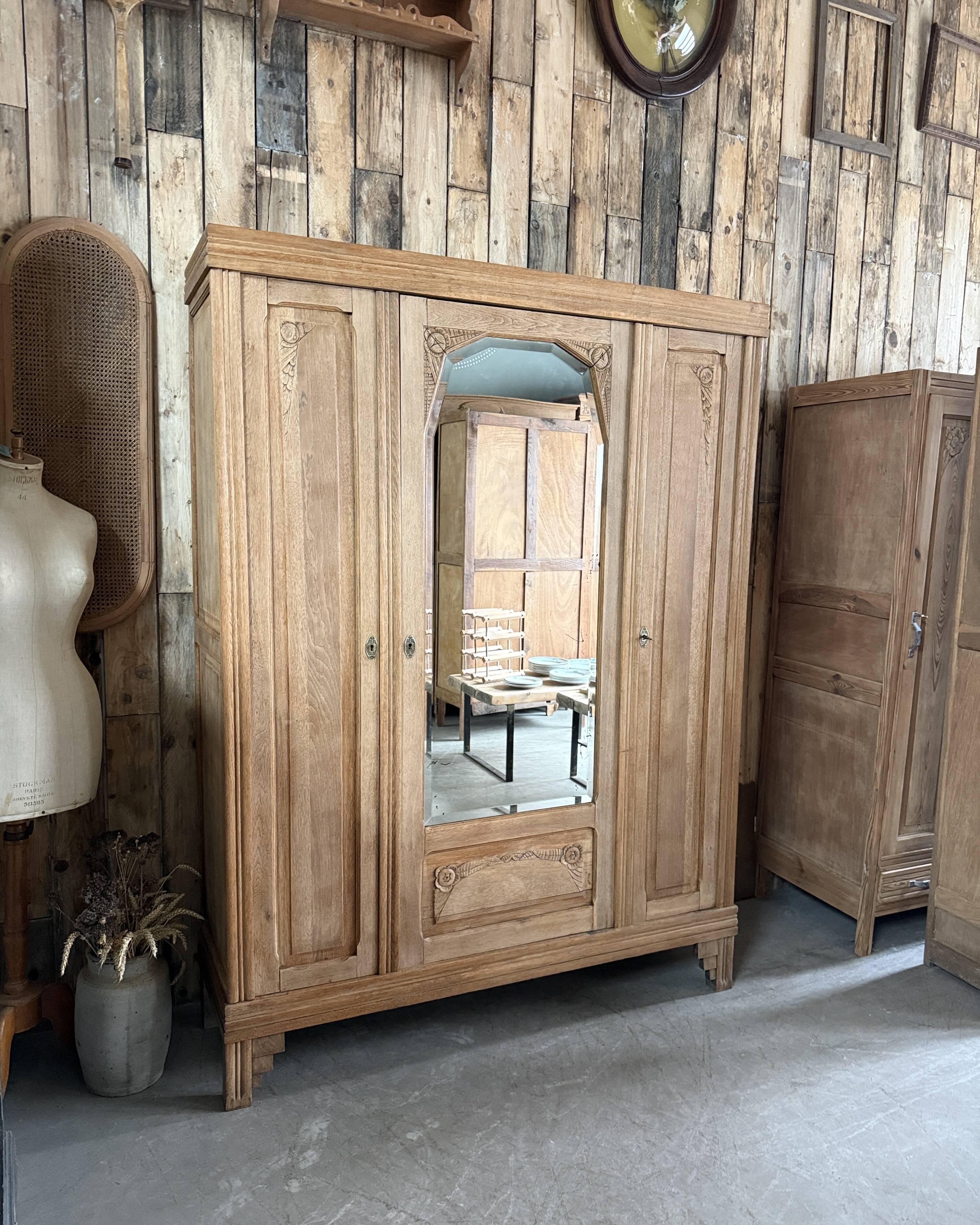 Armoire Art déco 3 portes en chêne, rénovée