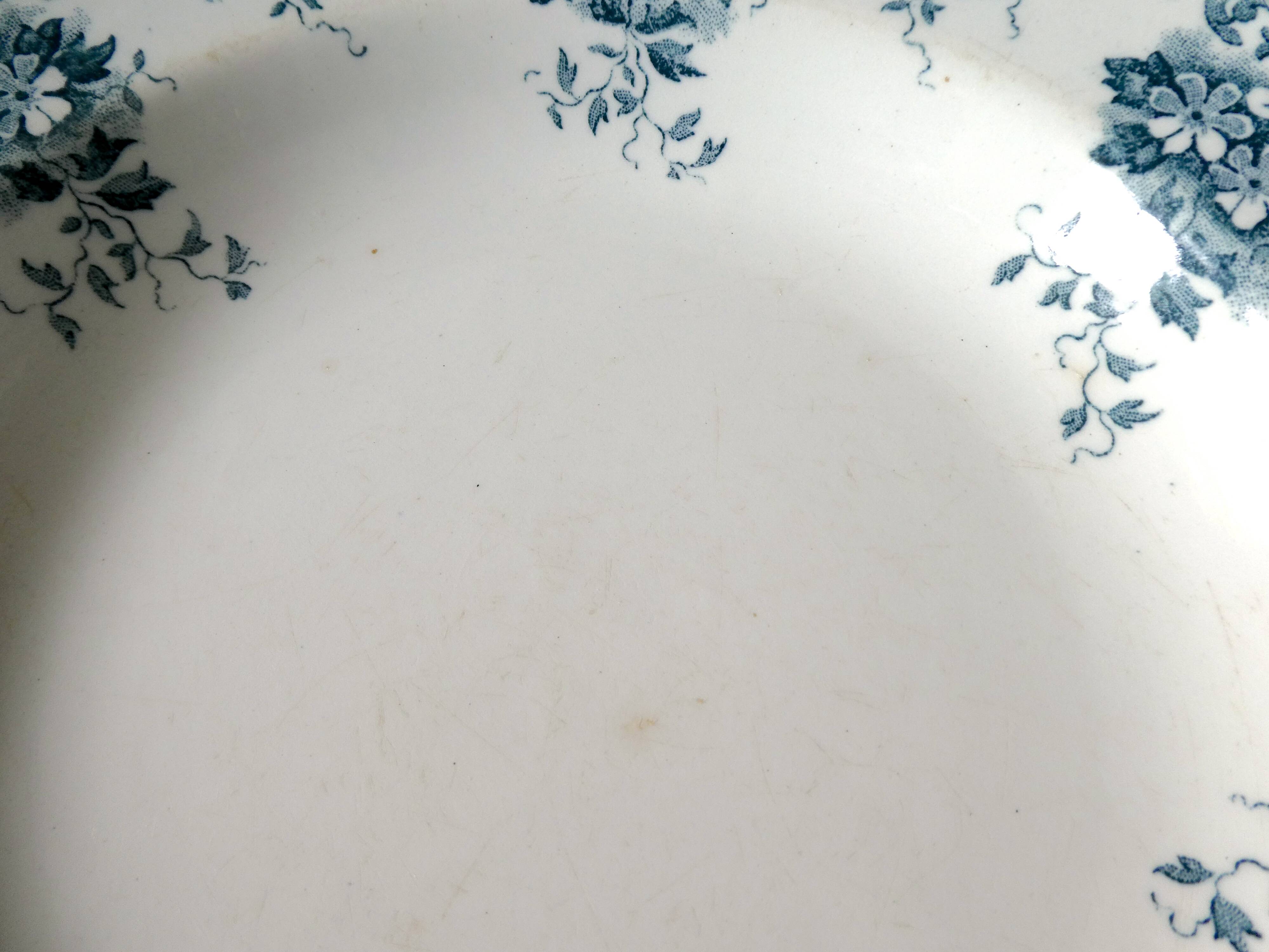 Set of 6 hollow plates, floral decor blue/green