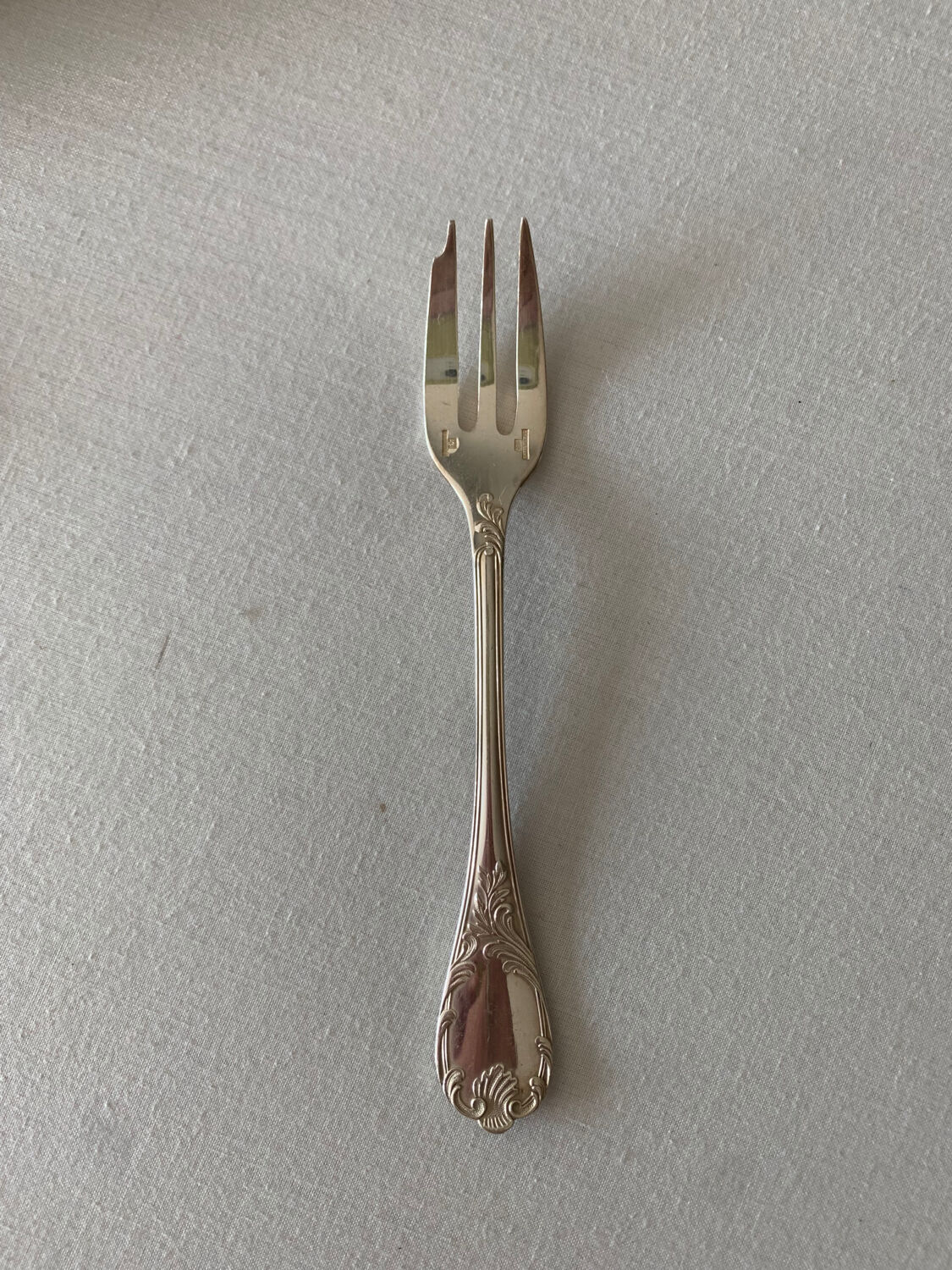 12 Christofle silver plated cake forks