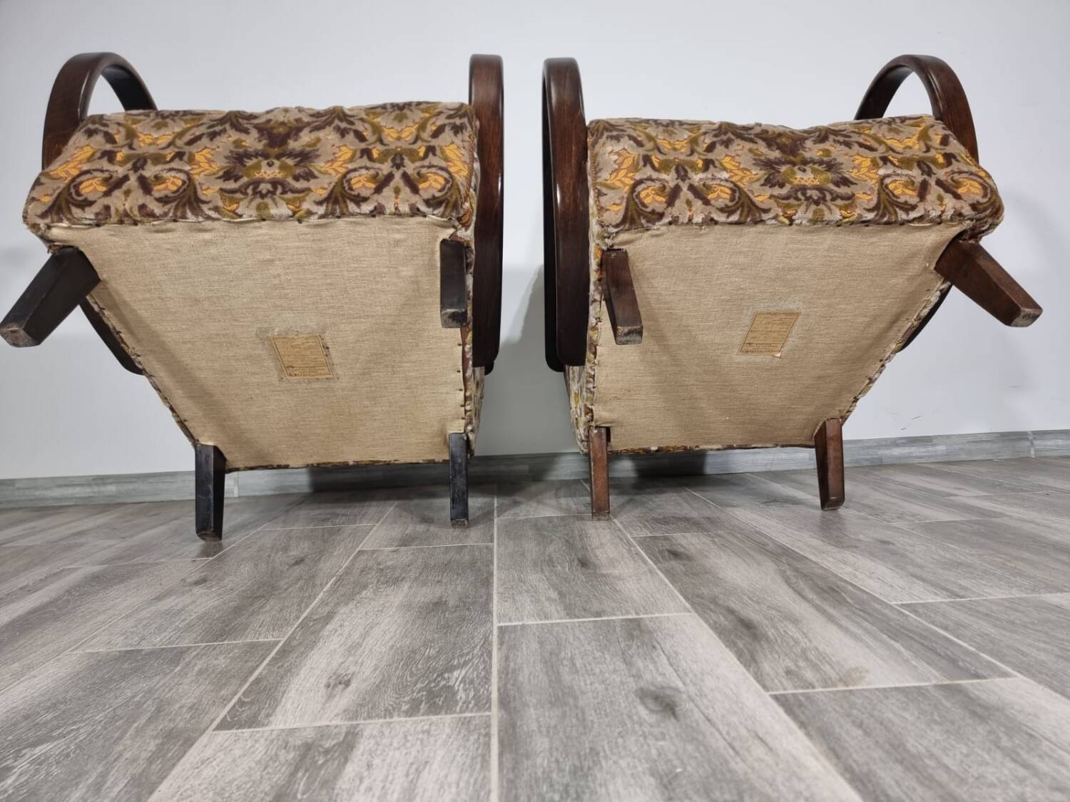 Art deco armchairs by Jindrich Halabala