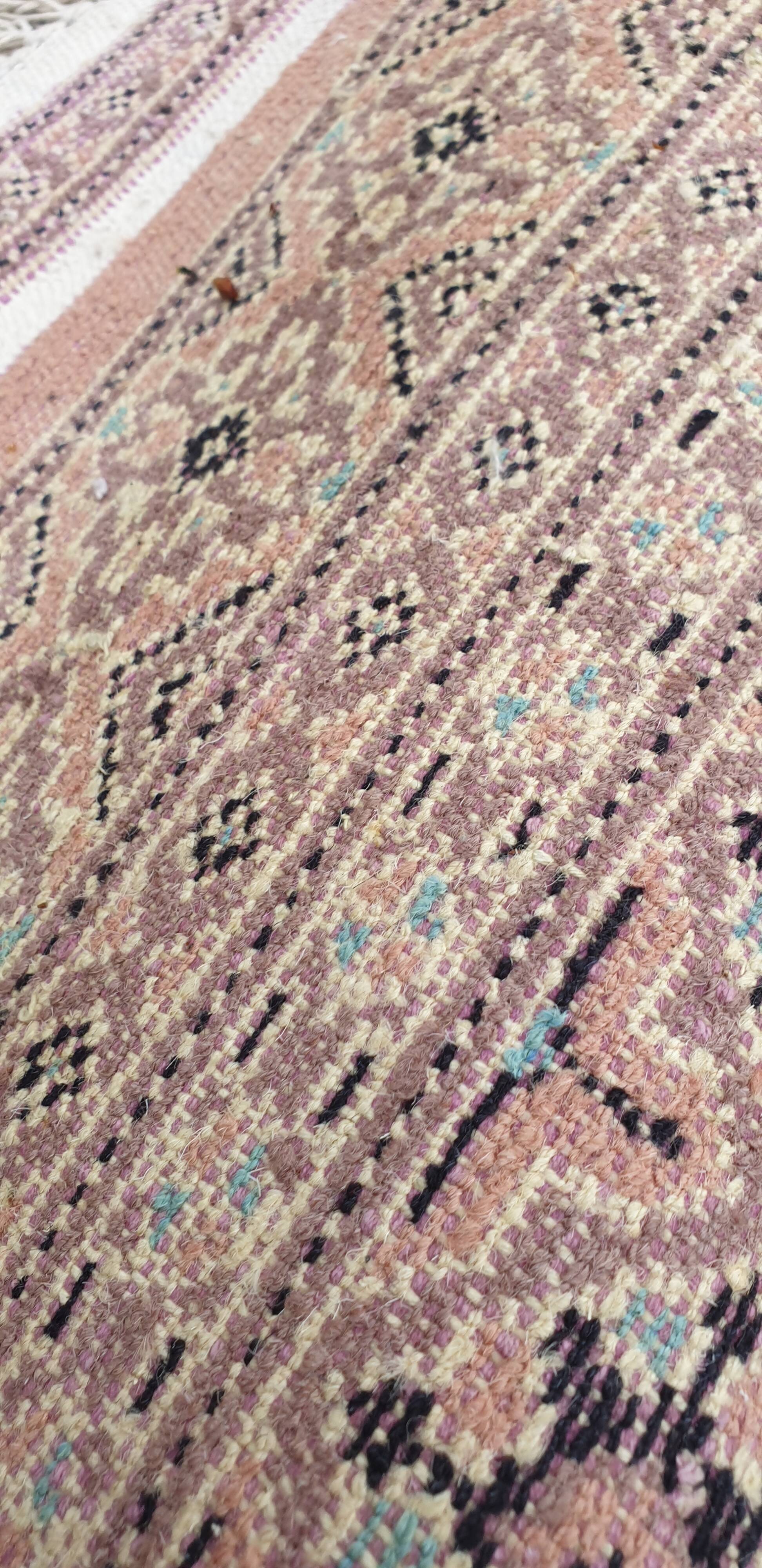 Pakistani carpets