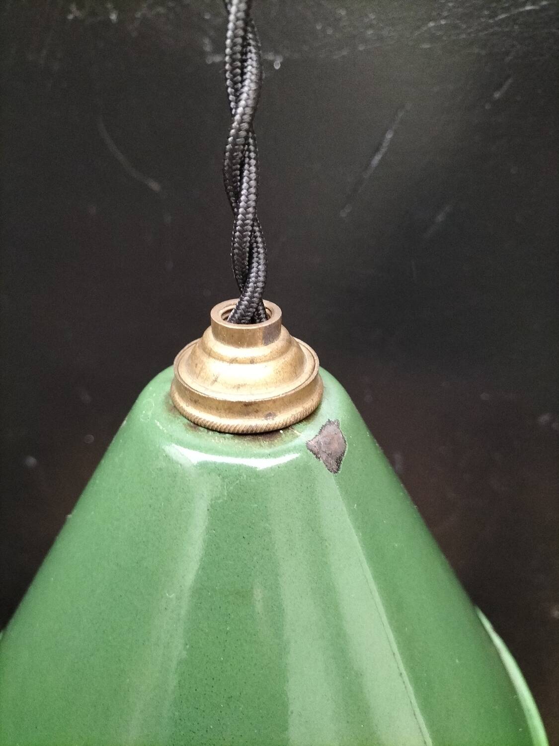 Suspension cone enamelled sheet metal