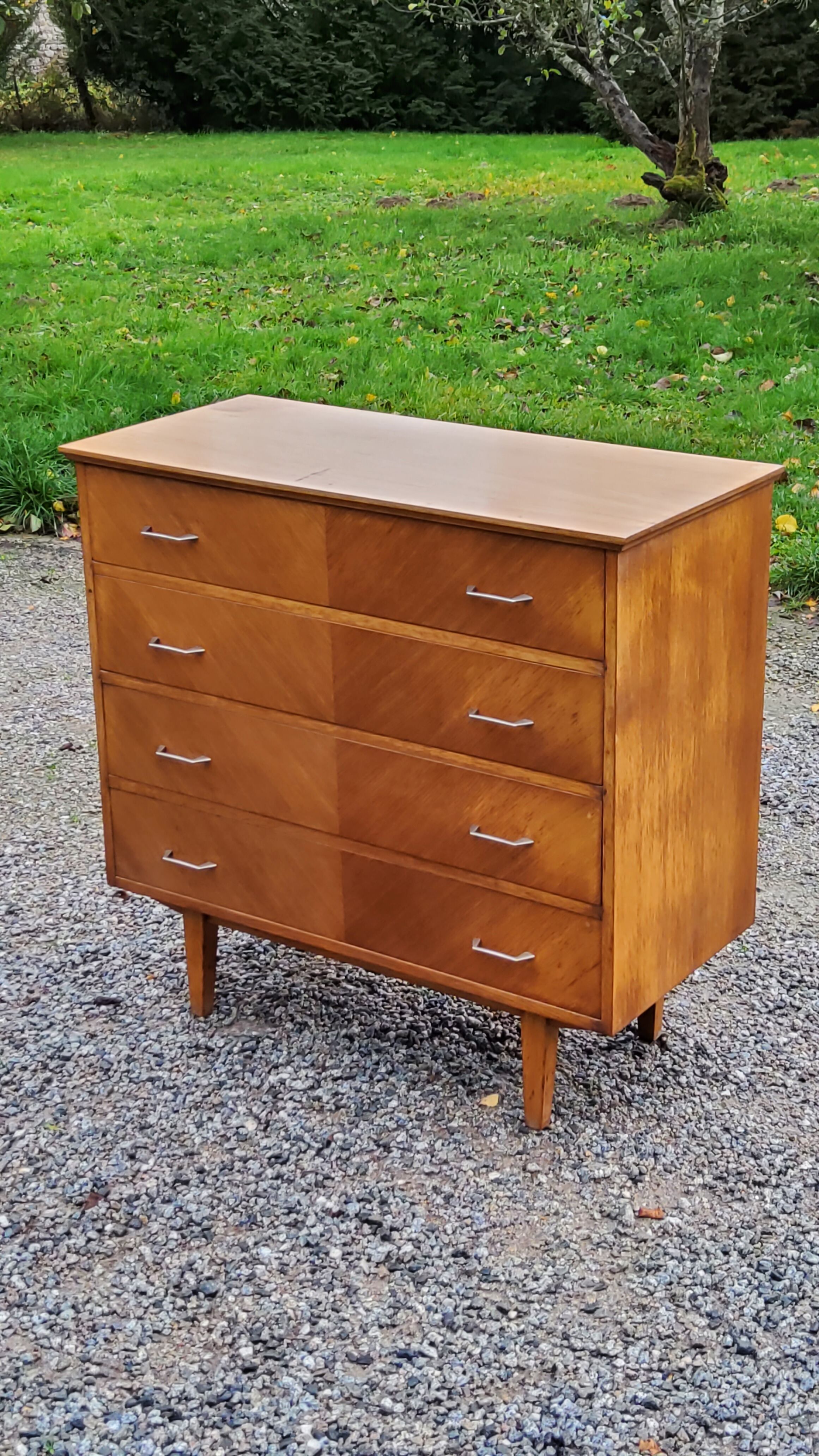 Vintage chest of drawers from the 50s in blond oak 4 drawers feet bobbin