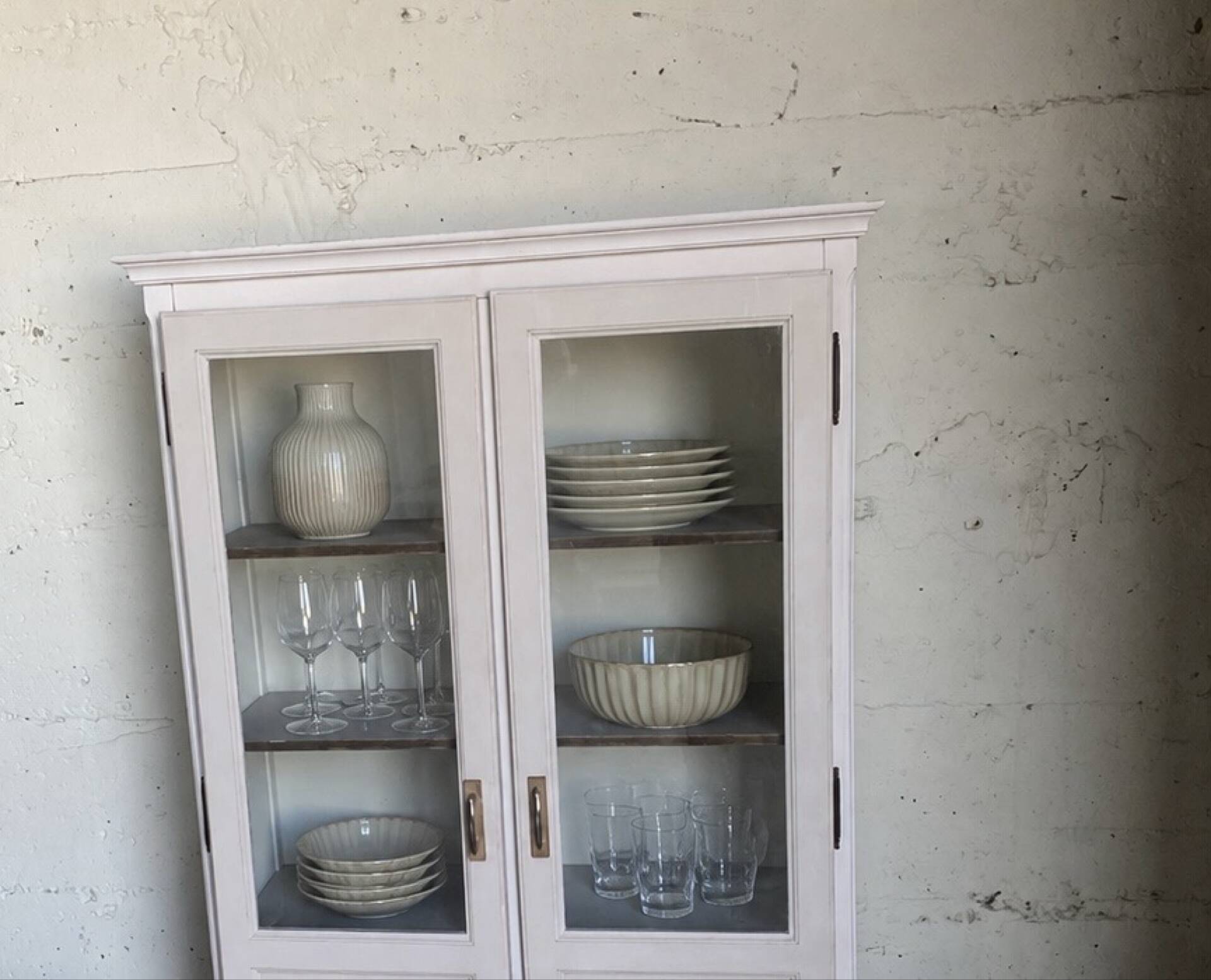 Glass cabinet