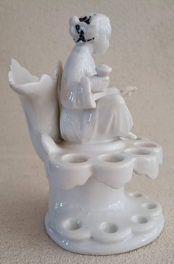 Vase porte-pipe en porcelaine