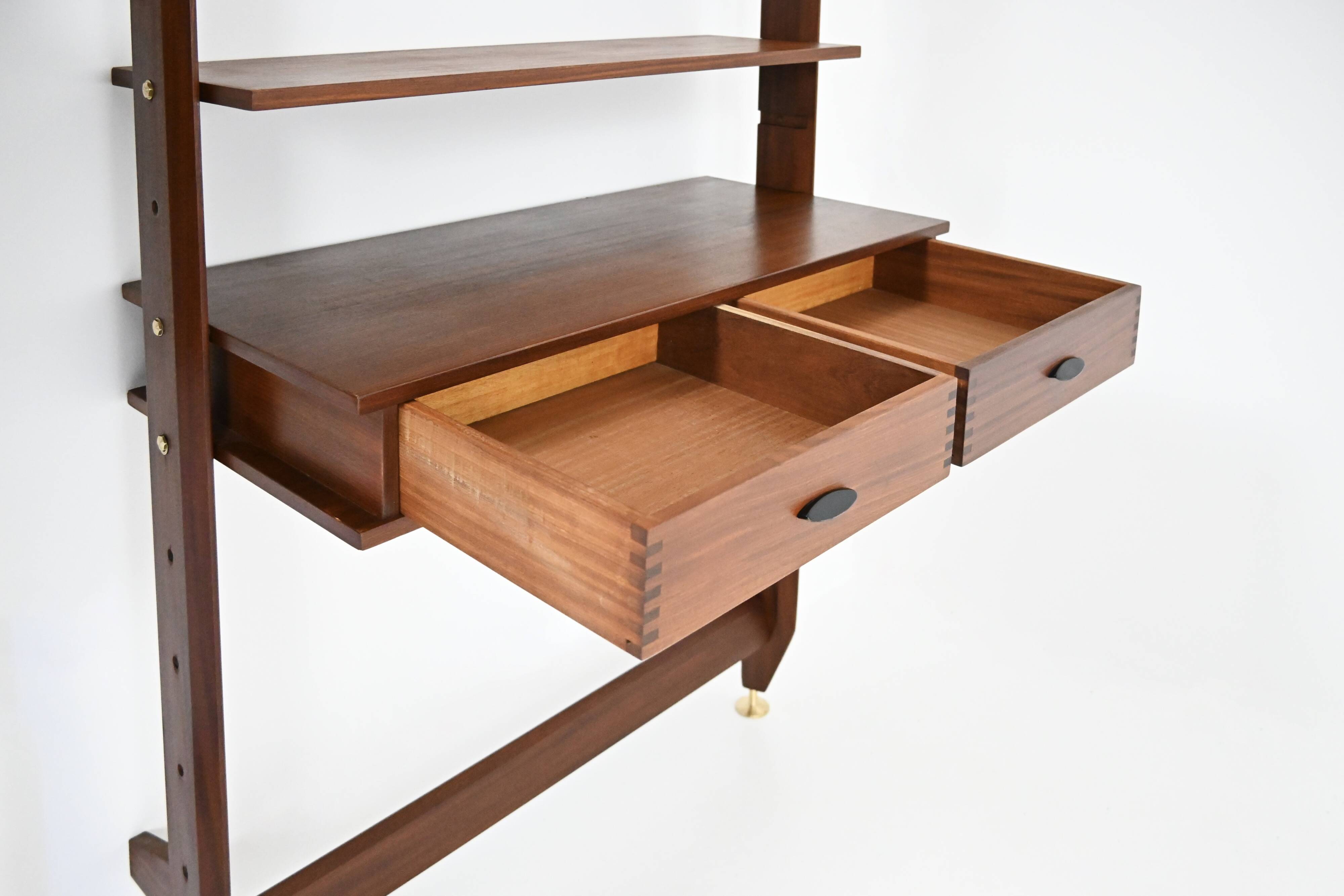 Set of 2 Italian wall bookshelves, 1960s,