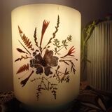 Lampe en bougie et fleurs séchées