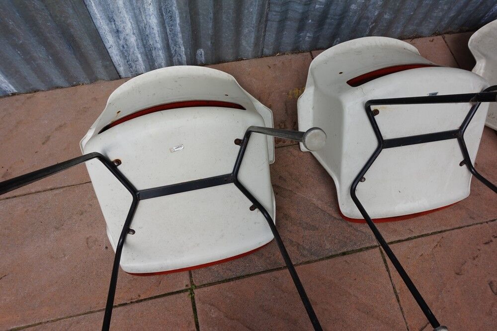 Set of 3 vintage chairs