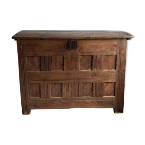 Coffre ancien en chêne