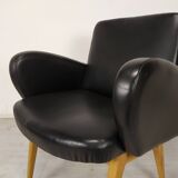 Vintage armchair skaï black