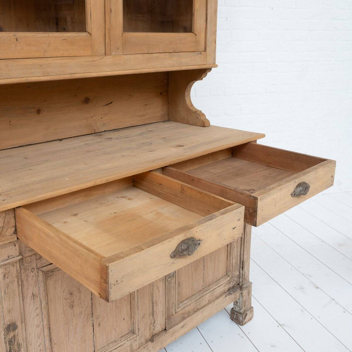 Vintage Cupboard in Elm and Fir, 1930