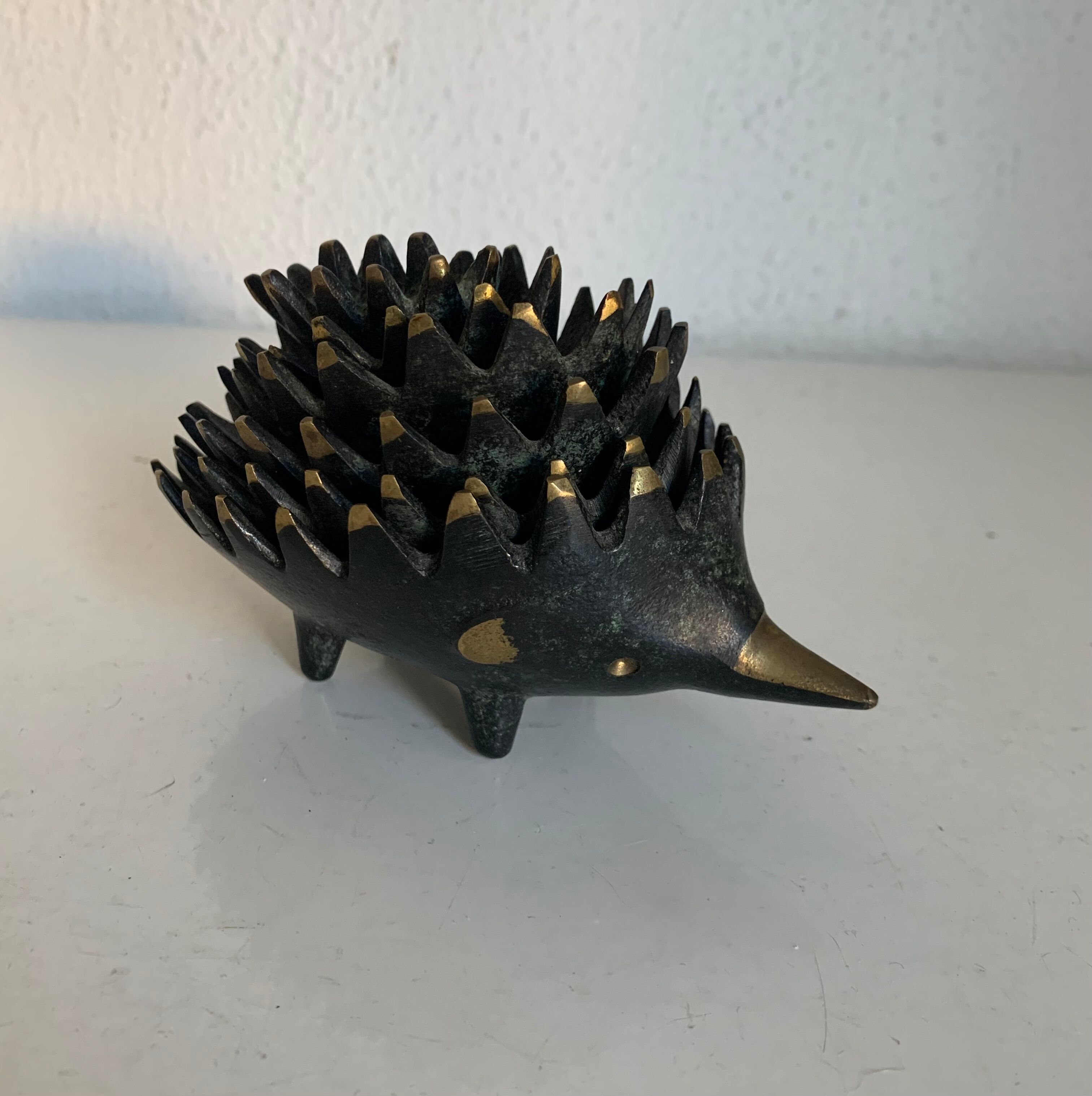 Vintage ashtrays 1950 hedgehogs by Walter Bosse for Hertha Baller