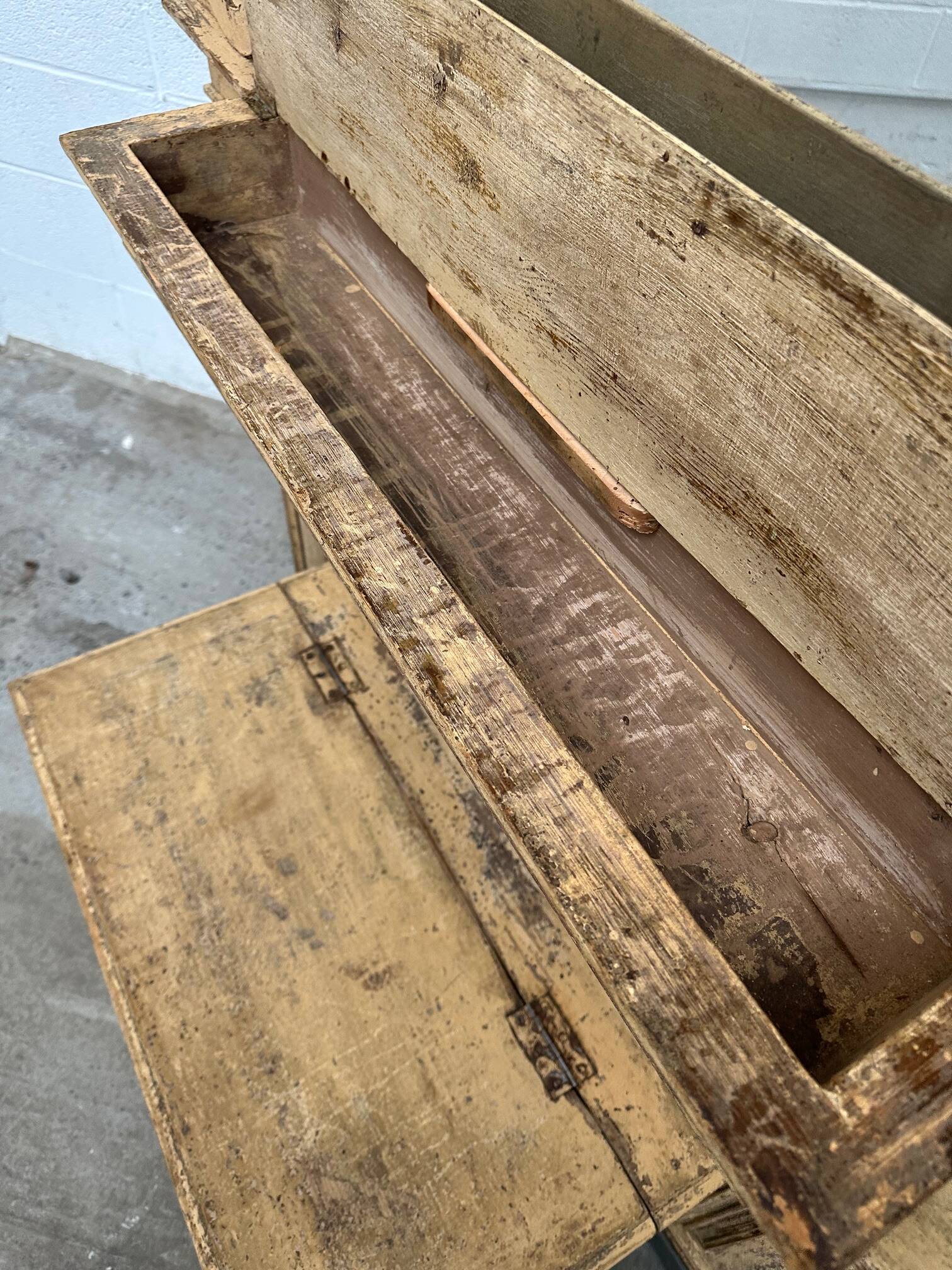 Napoleon III entrance mirror