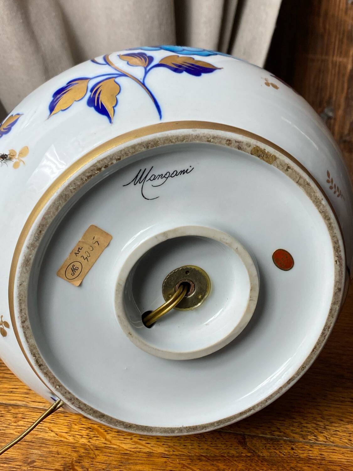 Guila Mangani lamp in porcelain