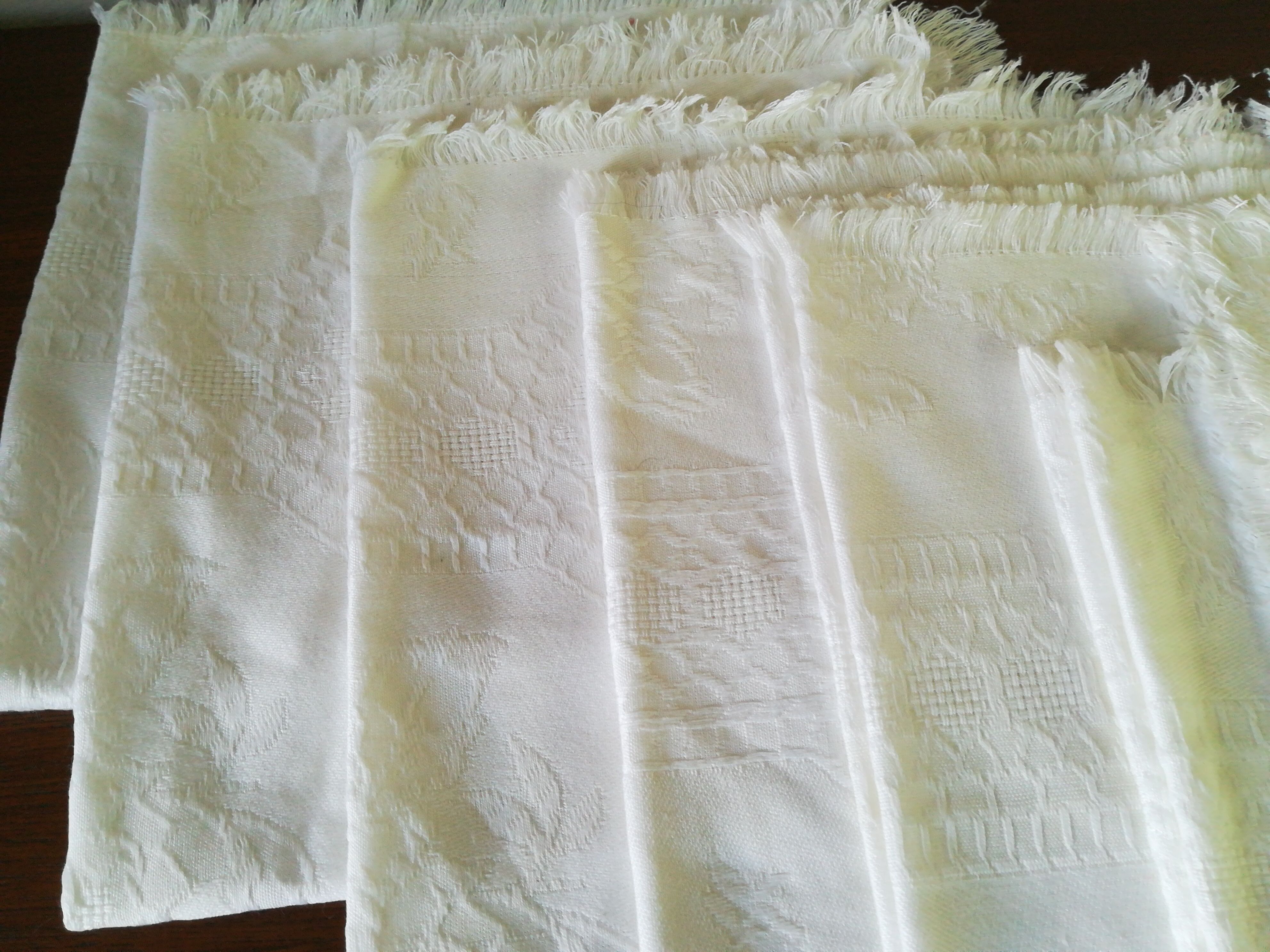 Set of 12 damask cotton towels