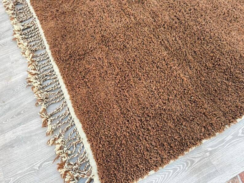 Unique traditional handwoven Berber rug 200*300 cm