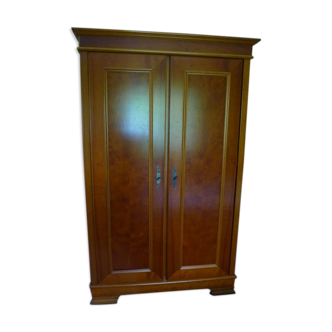 Armoire 2 portes de style Louis Philippe