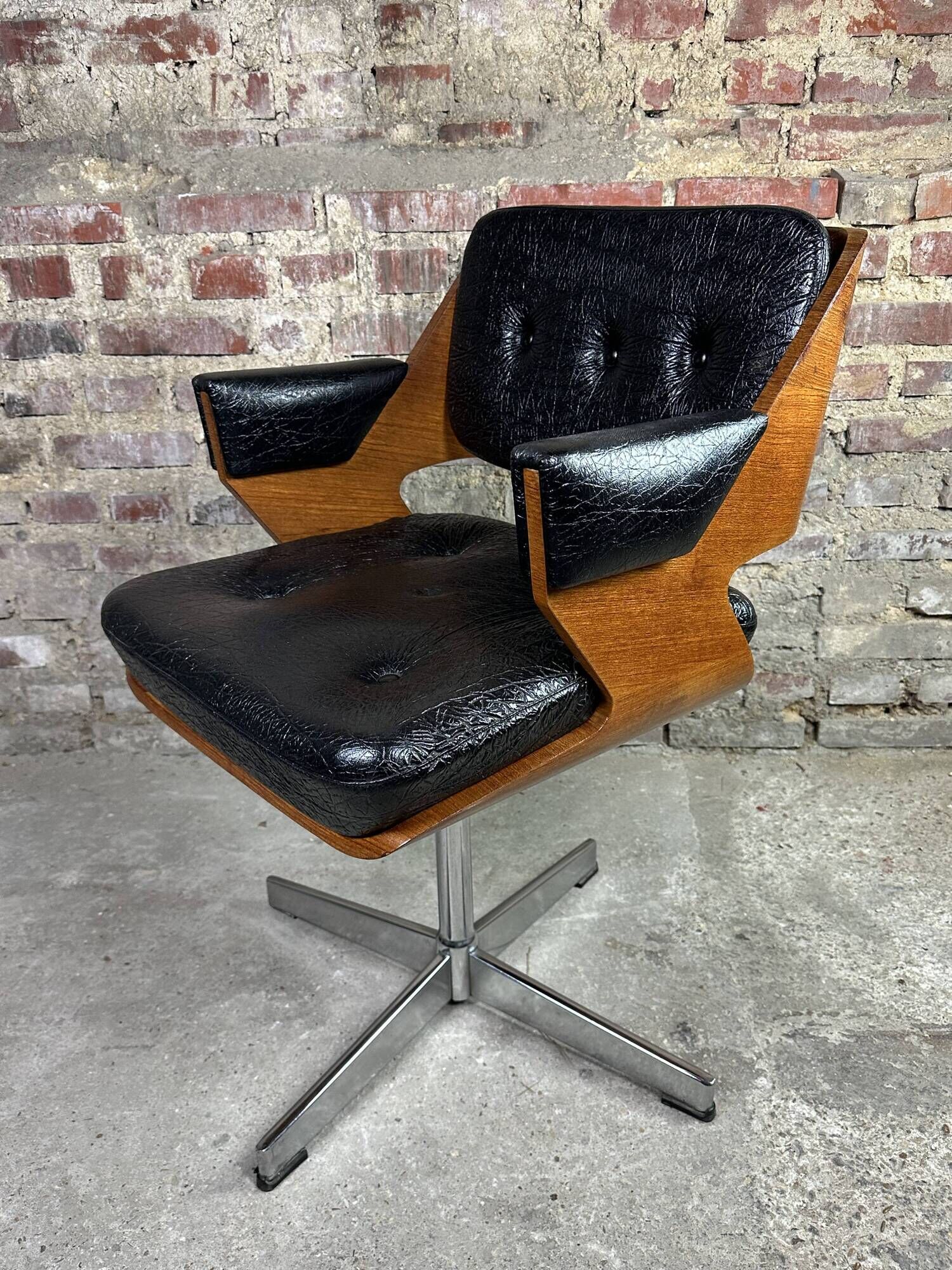 Martin Stoll vintage 1960 swivel armchair in wood and imitation