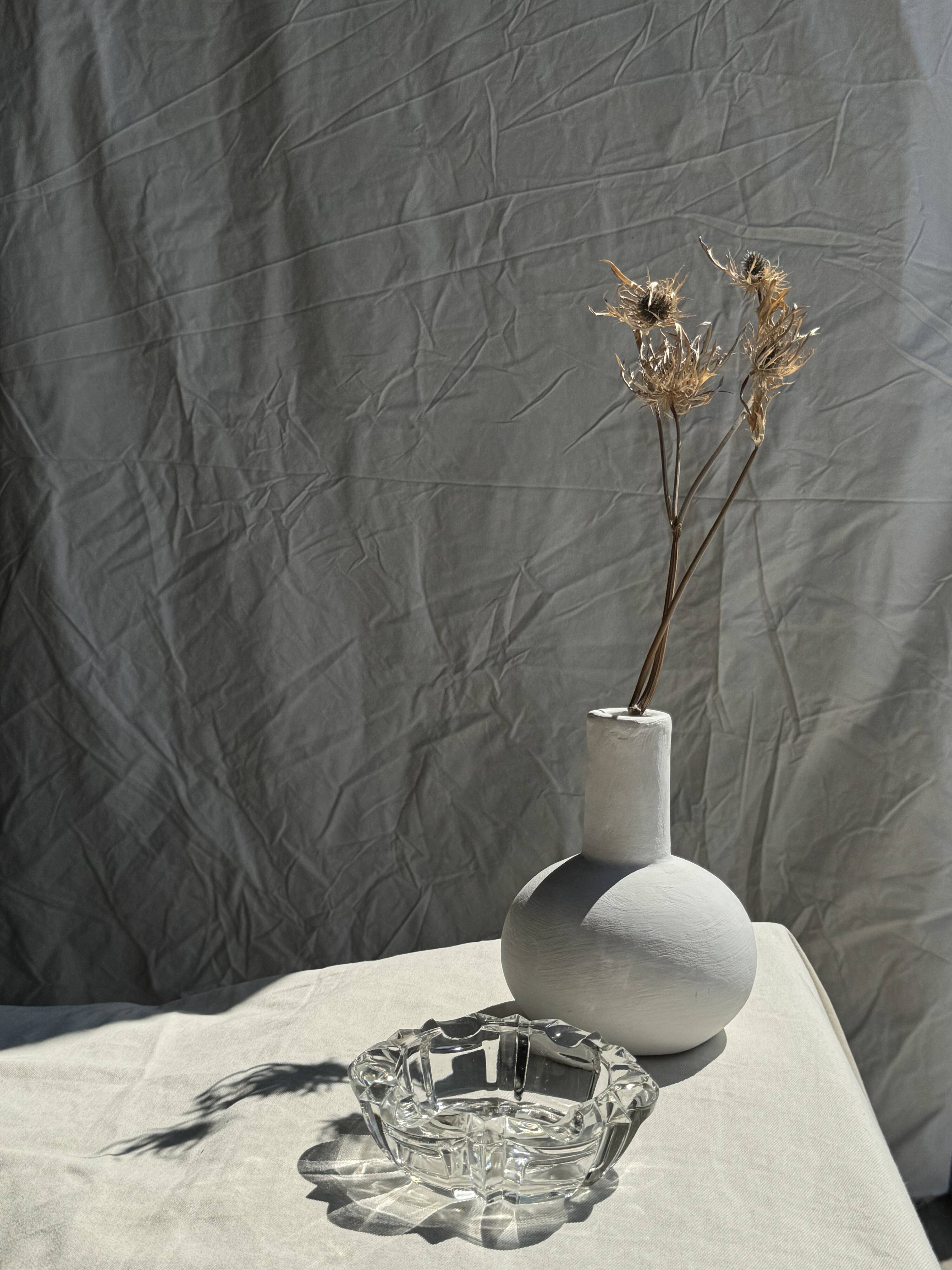 Classic geometric style glass ashtray