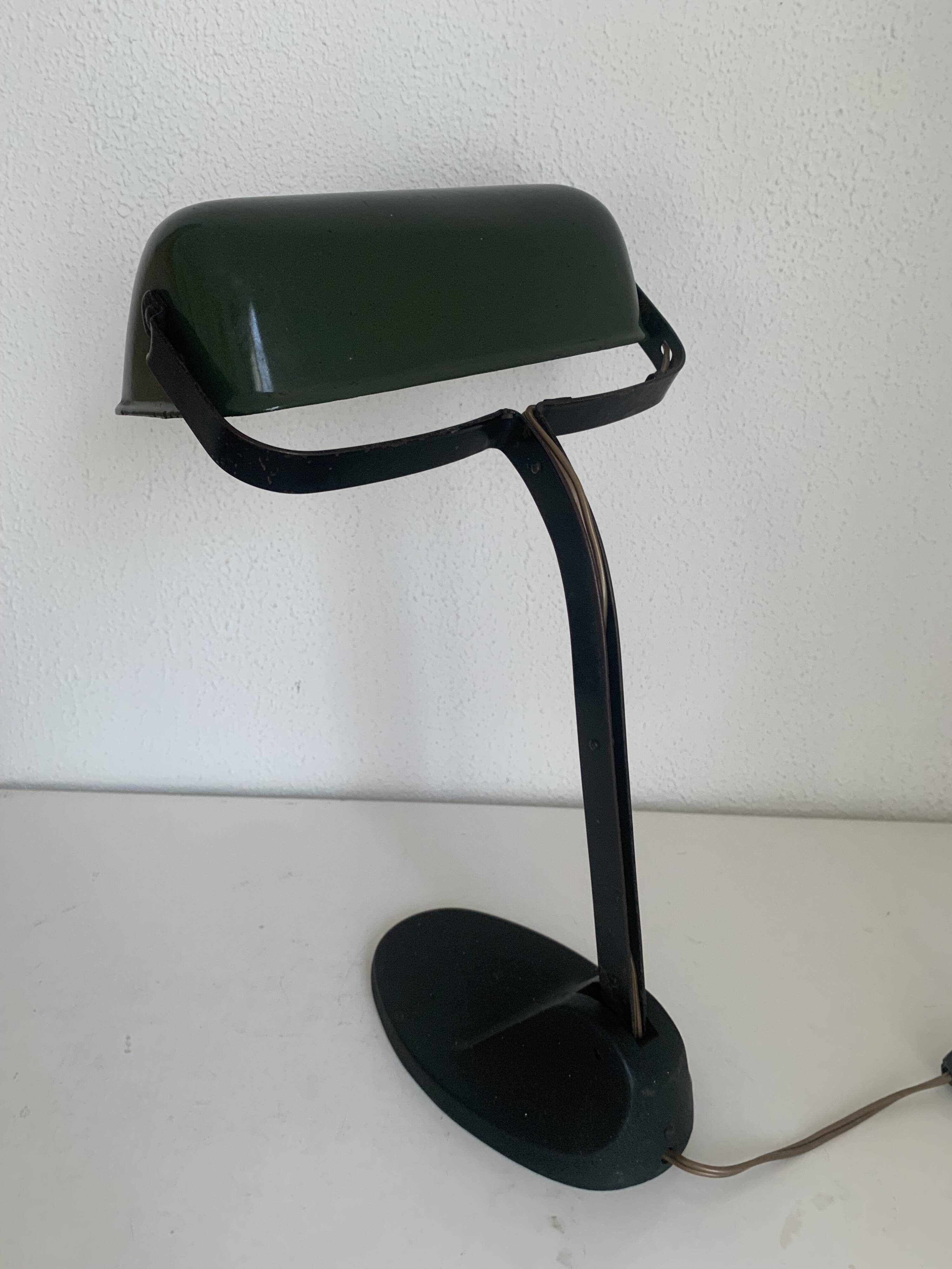 Vintage 1930 Viktoria enamelled cast iron Bauhaus lamp - 40 cm