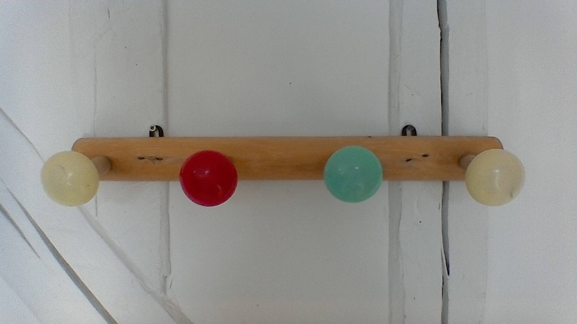 Coat rack with balls, vintage.