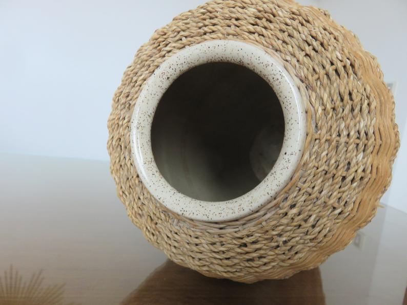 Rattan vase, braided rope and 80s ceramics