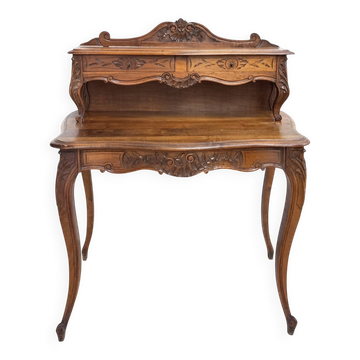 Louis XV desk in walnut