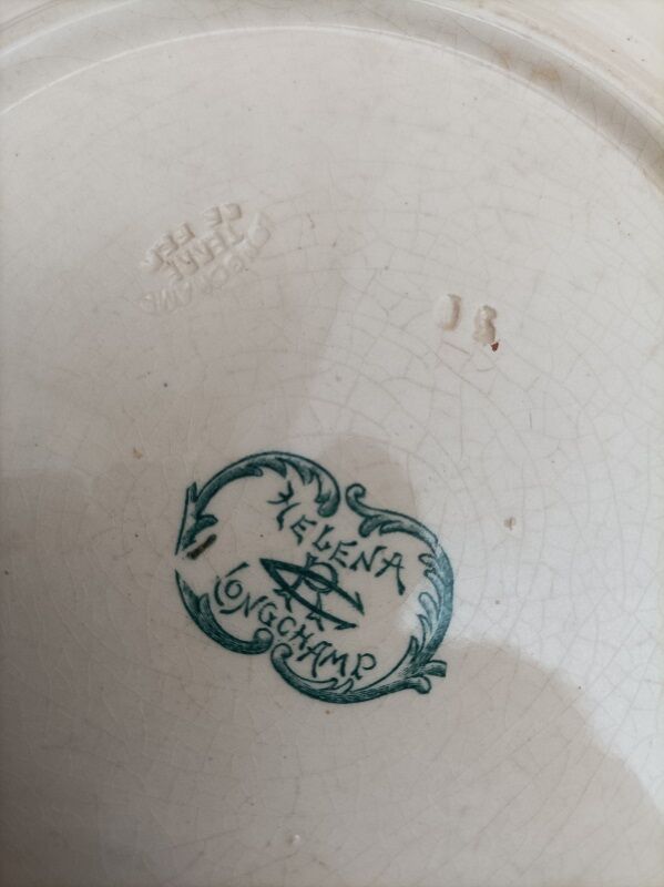 Plate Plate terre de fer Longchamp Héléna