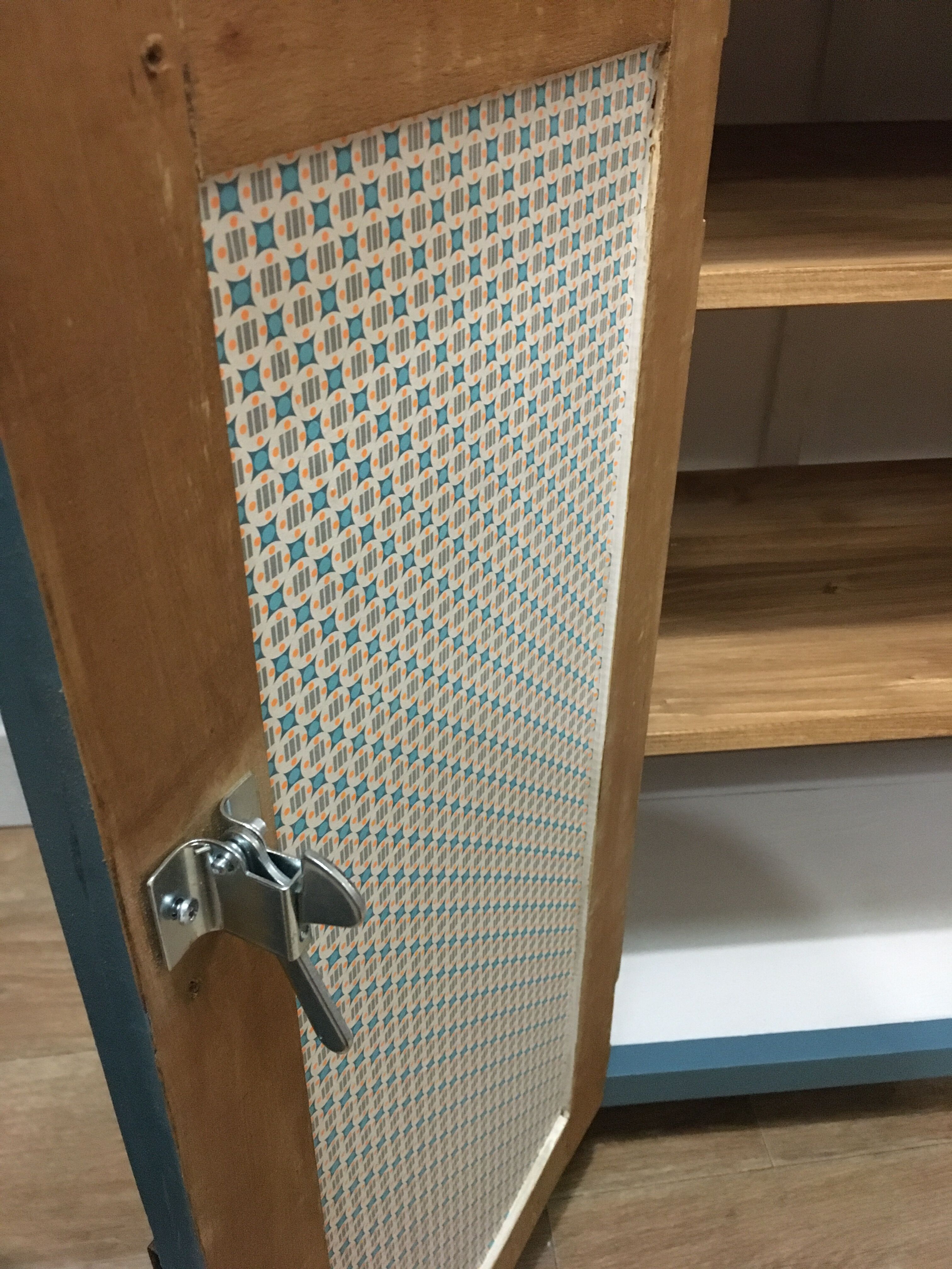 Blue parisian buffet