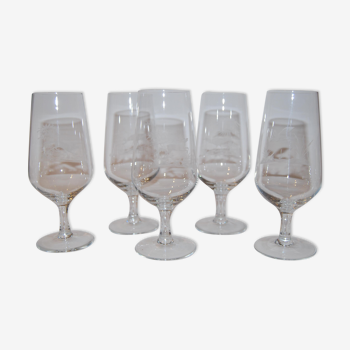 5 verres en cristal gravés