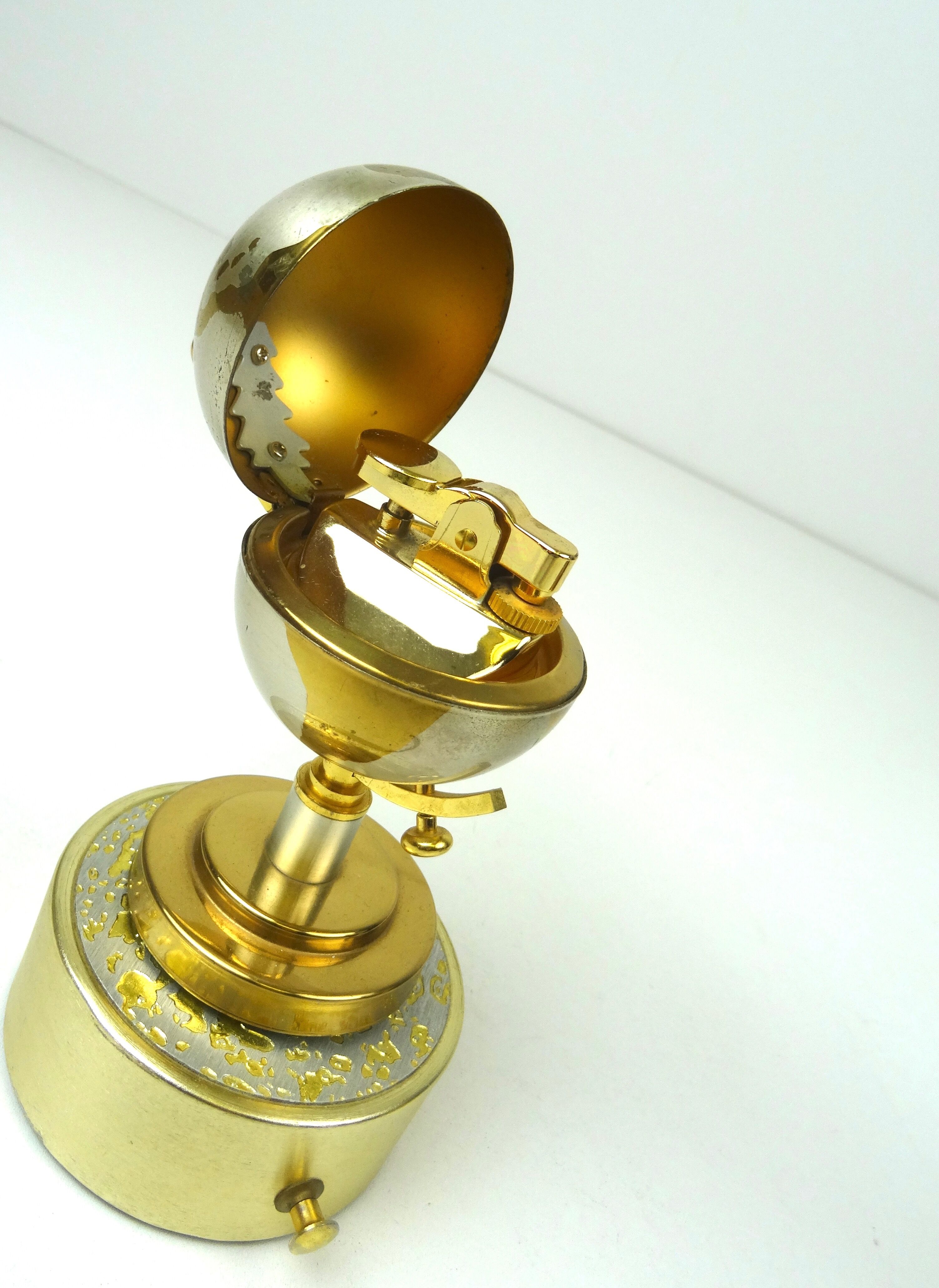 mid century set of globe cigarette dispenser & table lighter Music box Germany 1950