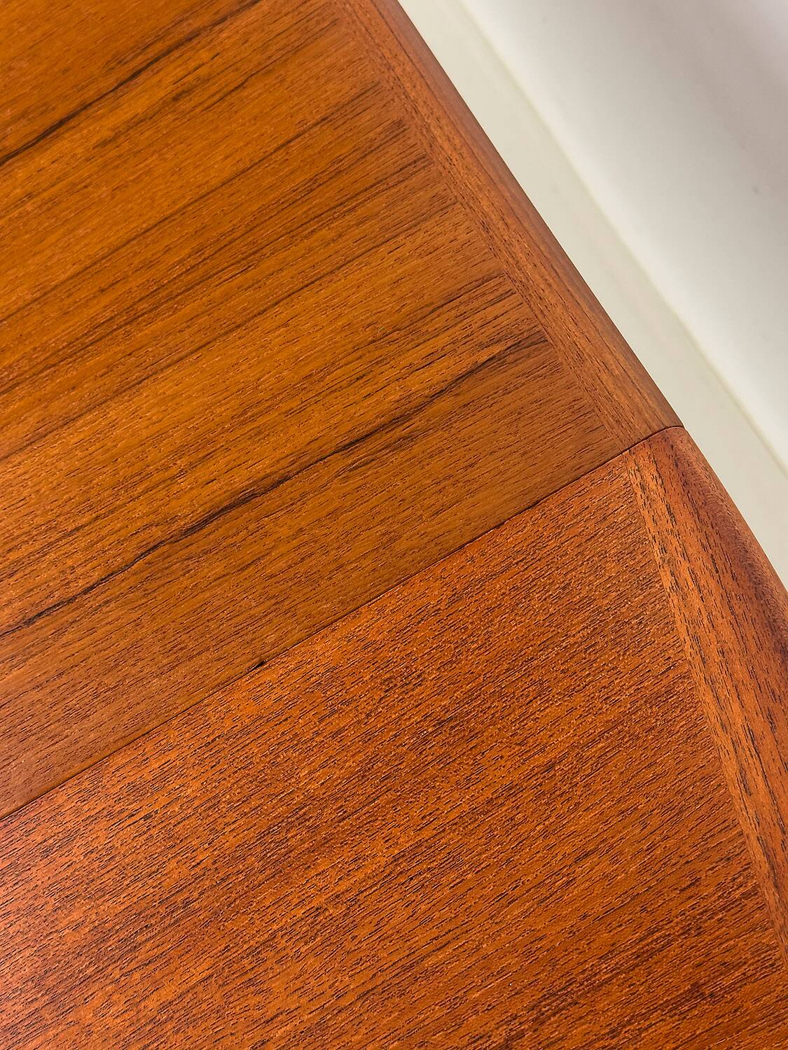 Danish Round Extendable Dining Table in Teak, 1970s