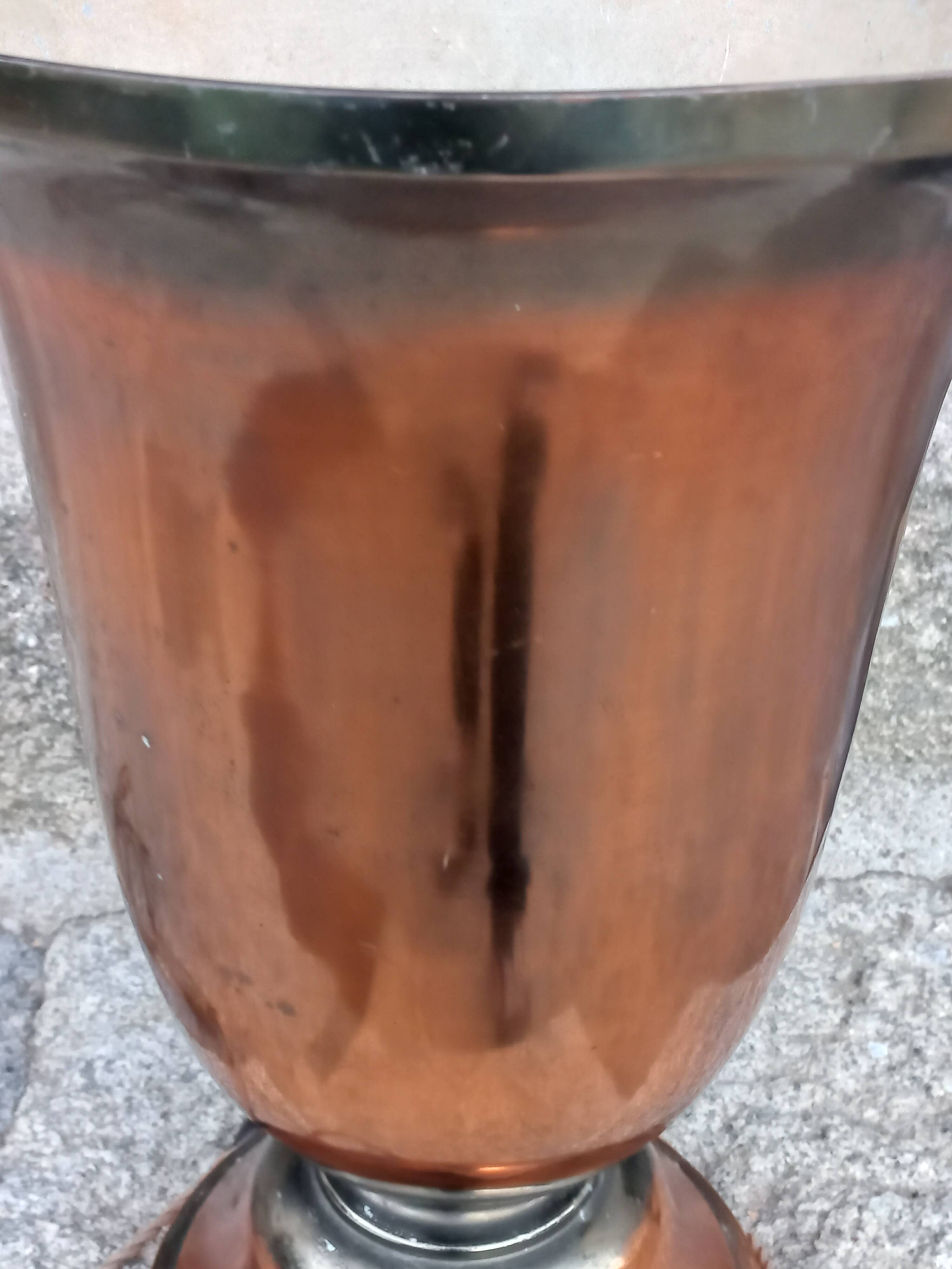 Art Deco tulip lamp in copper metal, 42.5cm from the 1930s.