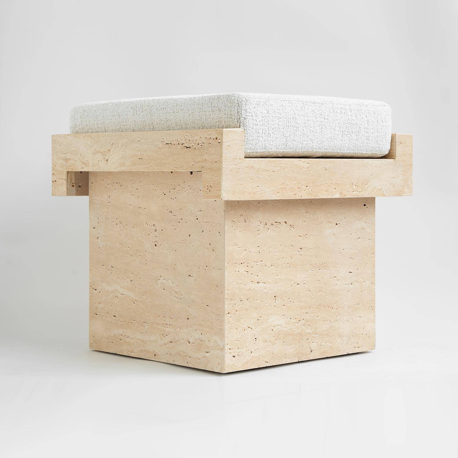 Tabouret Lego en travertin - Edition limitée