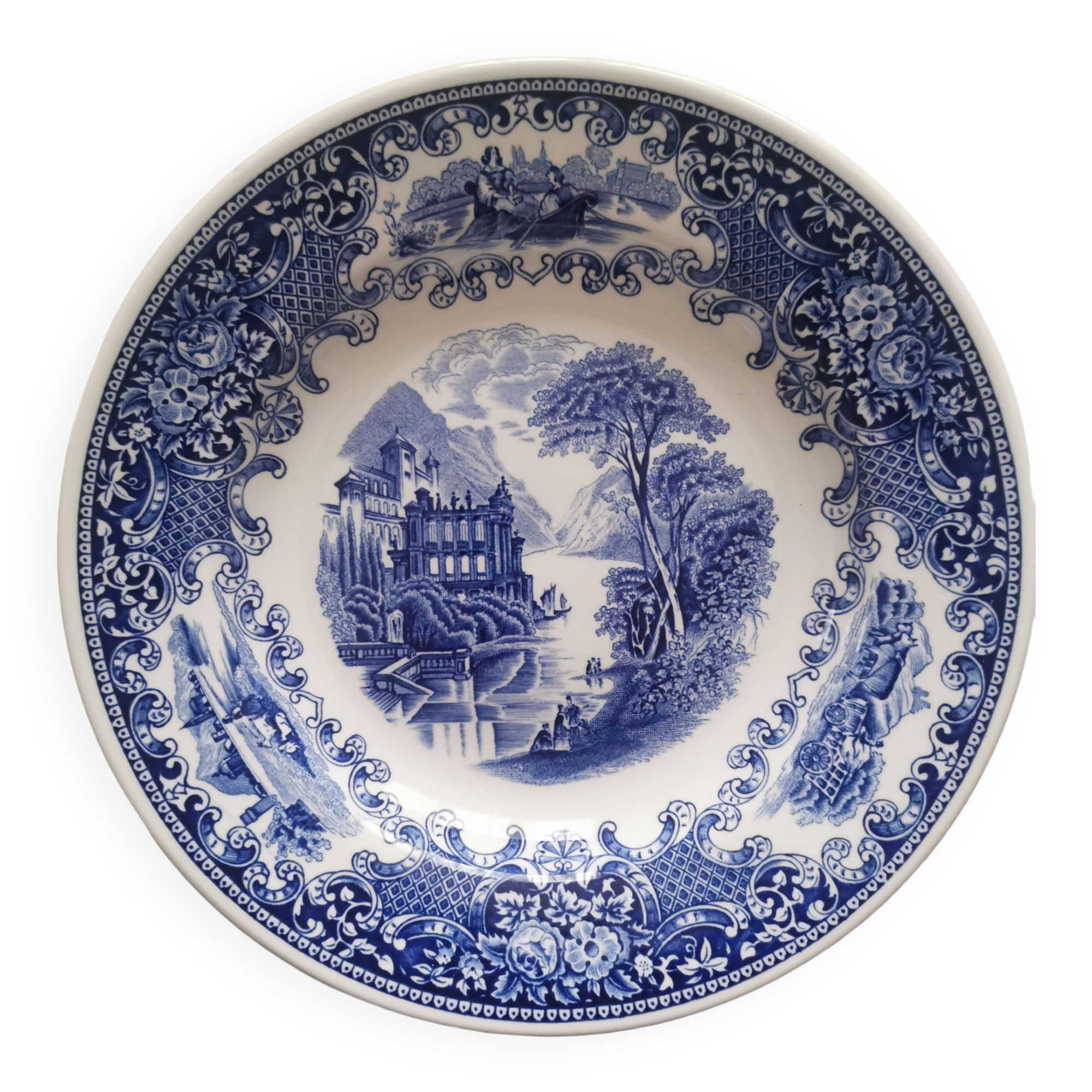 Earthenware soup plate, Royal Sphinx Maastricht "Cambridge"