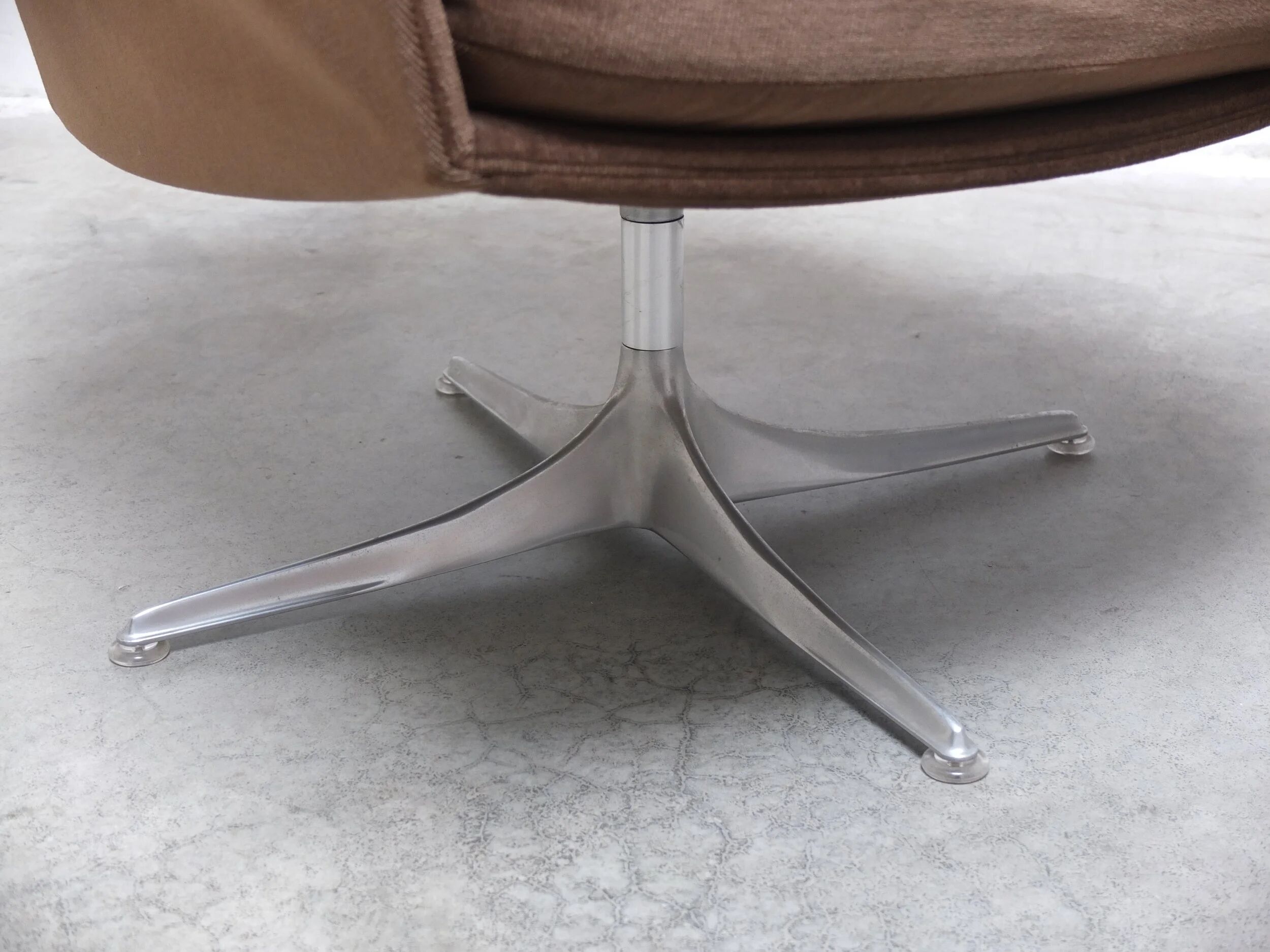Paire de fauteuils pivotants 'Sedia' par Horst Brüning pour COR, 1972