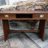 Bureau rétro design en placage et laiton années 60-70
