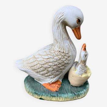 Goose and gosling 11cm ceramic trinket egg nature old vintage collection