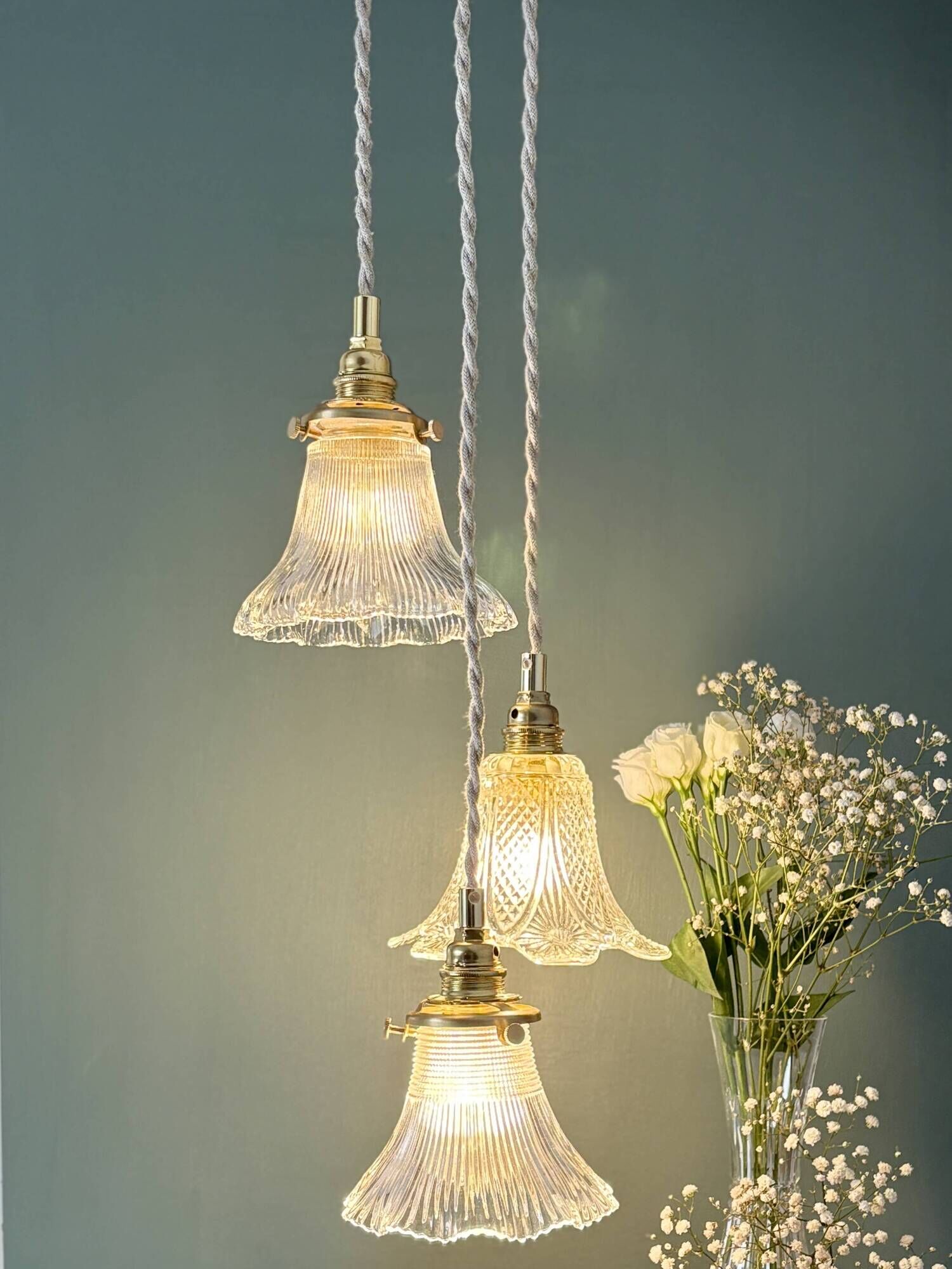 Vintage triple tulip pendant light in chiseled glass and holophane